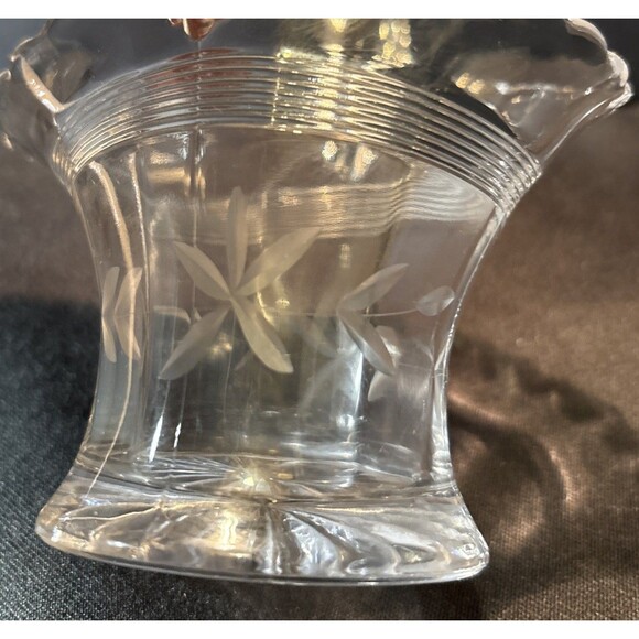 Antique Duncan & Miller Cut Glass Bridal Basket with Detailed  Etched Flowers - Picture 10 of 15